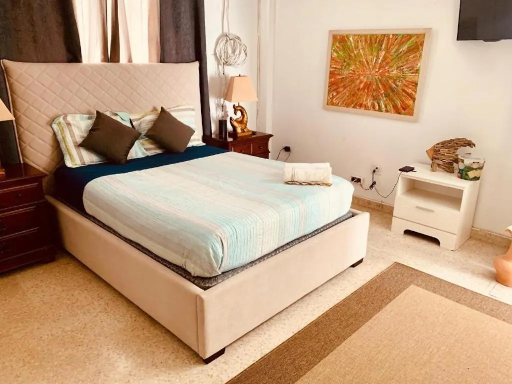 Ventana Va1B At Arecibo 681 Ocean Drive Apartman